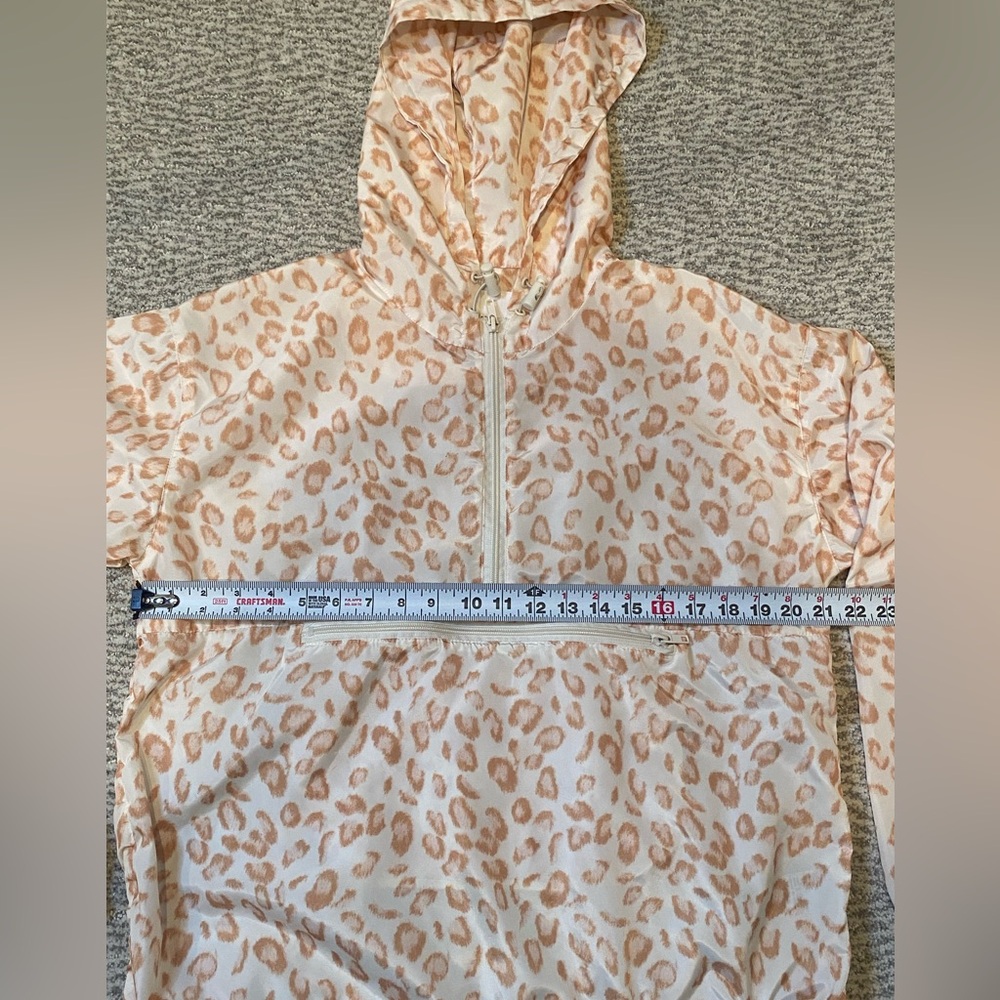 Thread & Supply Leopard Print Pullover Rain Jacket Coat Medium - Picture 11 of 12